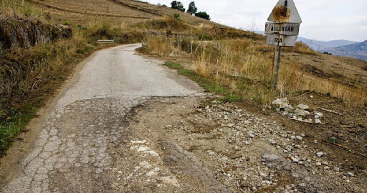 San Cataldo. Mozione consiliare al fine di destinare i proventi della sosta a pagamento per la manutenzione delle strade rurali