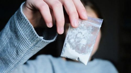 Sicilia, circolava droga in casa: Procura chiede allontanamento per 50 bambini