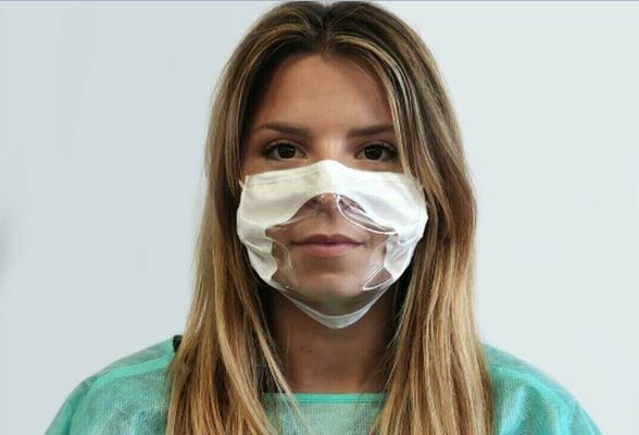 San Cataldo. Mozione di “Riprendiamoci la Città”: “Ai dipendenti comunali si distribuiscano mascherine trasparenti per lettura del labiale”