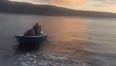 Sicilia, vaccino: l’ex giudice Giorgianni attraversa lo Stretto in barca perchè senza green pass