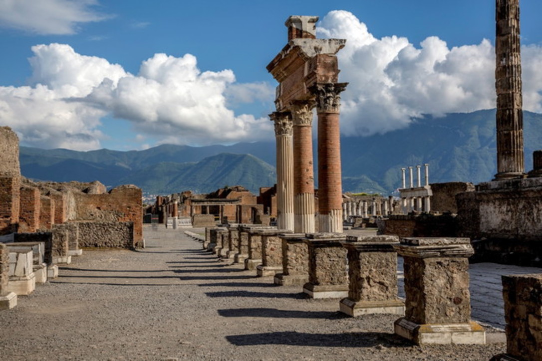 Pompei, la macchina del tempo: quattro passi nel 79 d.C