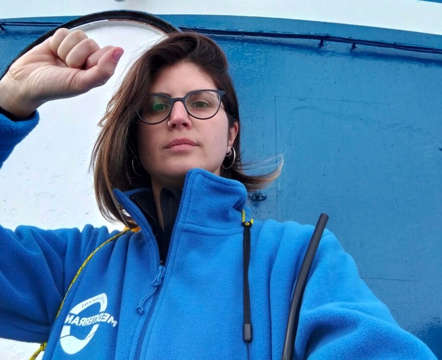 Migranti: attivisti Siciliani a bordo delle missioni di ricerca. Le storie di Sheila Melosu e Davide Dinicola