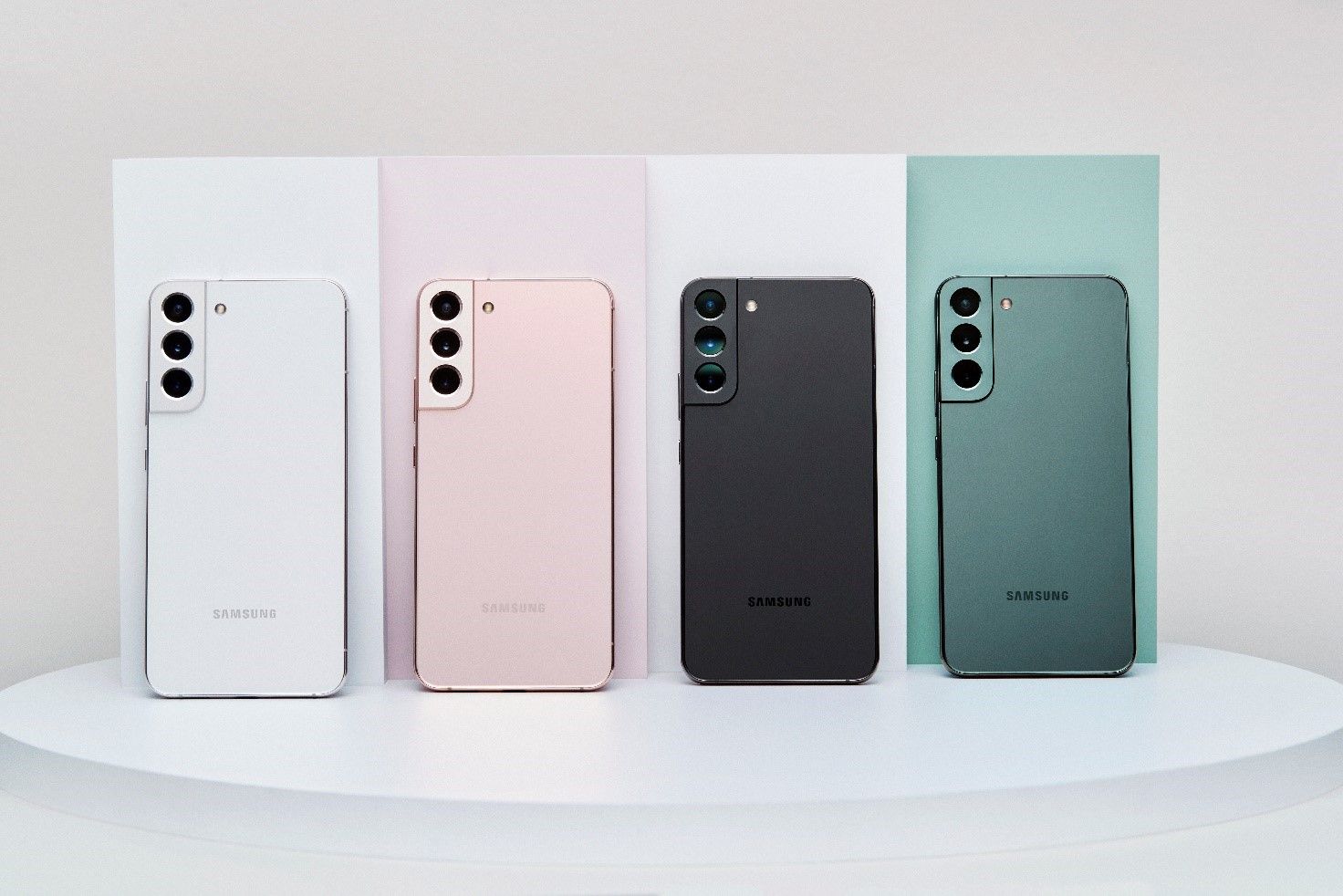 Da Samsung i nuovi smartphone Galaxy S22 e tablet Galaxy Tab S8