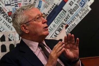 Giulio Tremonti: “Rischiamo una crisi finanziaria enormemente peggiore di quella del 2008”