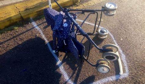 Italia, mamma e figlio travolti da scooter: muore bimbo di 14 mesi, caccia al pirata della strada