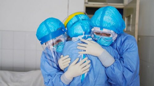 Covid: oggi giornata sanitari, omaggio a chi ha dedicato vita