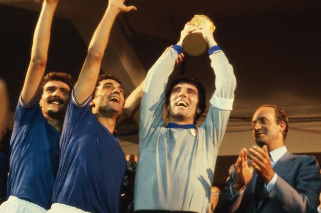 Calcio: 80 anni di Dino Zoff, leader silenzioso e leggenda dello sport