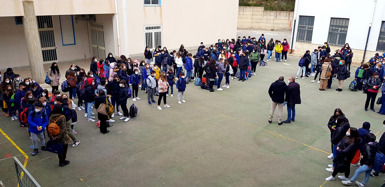 San Cataldo. Alla “Carducci” celebrata la Giornata della Memoria e dell’Impegno contro le mafie