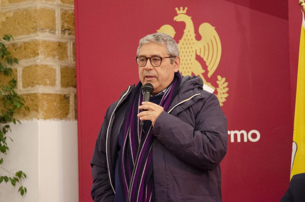 Partinico, lettera con minacce e auto imbrattata all’assessore Vincenzo Sollena. Cuffaro: “Vicini a chi si batte per la legalità”