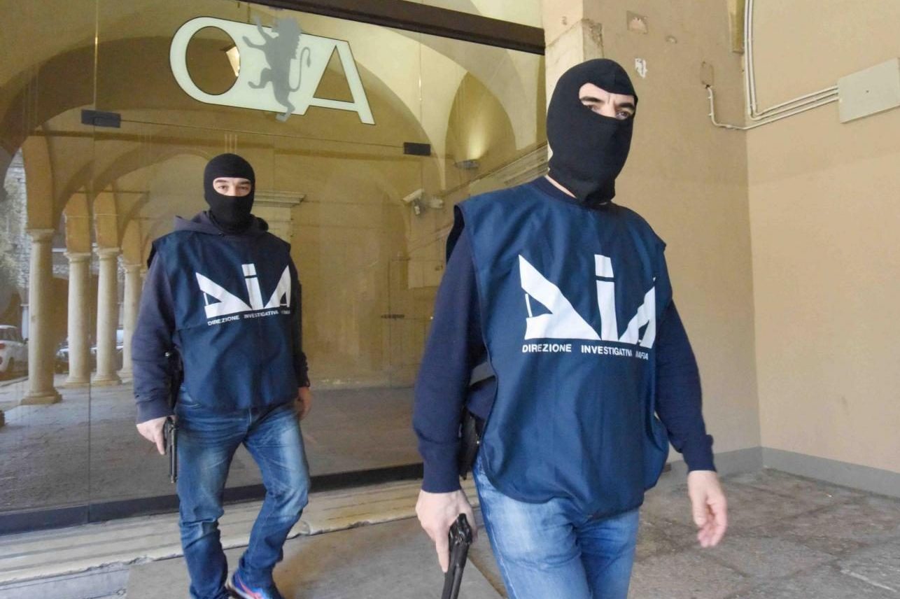 Sicilia, mafia: confisca da 10 milioni di euro a mercante d’arte di Trapani vicino ai boss