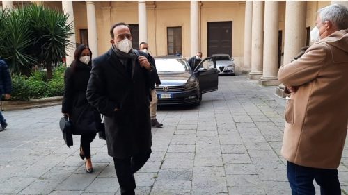 Caltanissetta, De Luca chiama Morra: “Serve colmare la carenza di magistrati in Procura”
