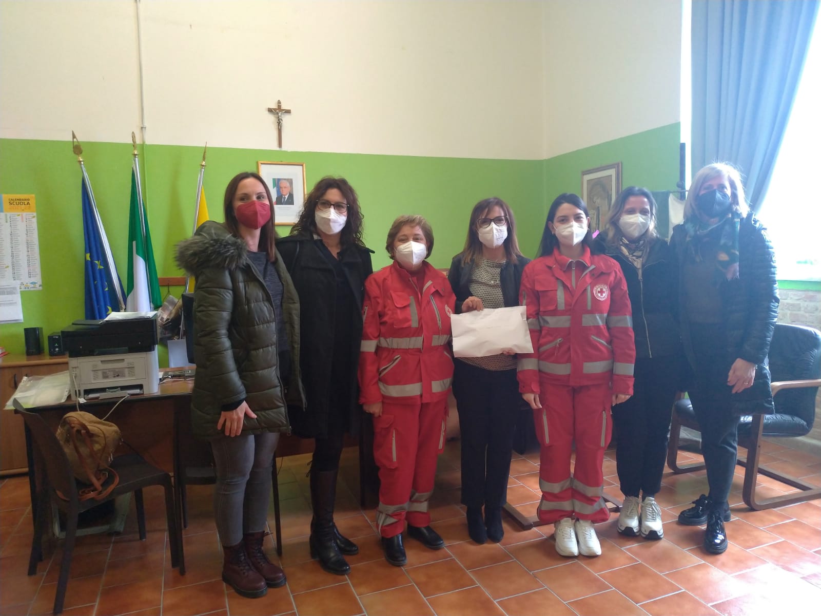 Raccolti per le famiglie ucraine 2800 euro e consegnati alla Croce Rossa dall’Istituto comprensivo “Di Maria” di Sommatino e Delia