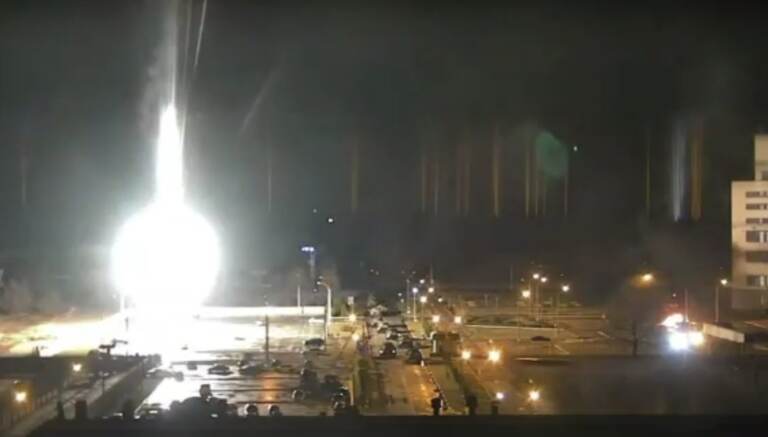 Spento l’incendio alla centrale nucleare di Zaporizhazhia. “Ripristinata la sicurezza dell’impianto”