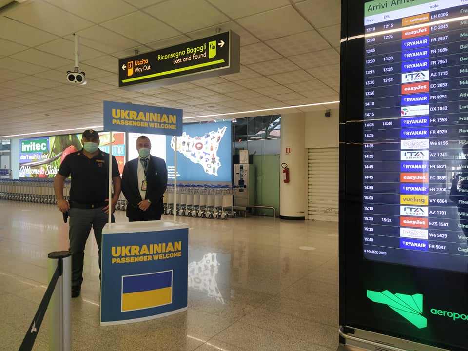 Creati punti di accoglienza nell’Aeroporto di Catania in vista dell’arrivo di profughi ucraini