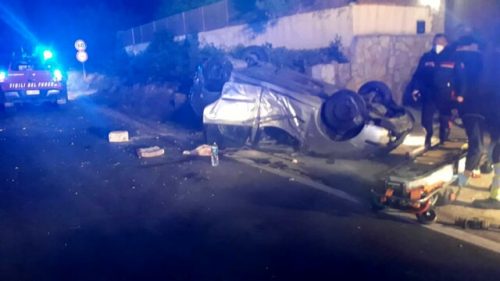 Sicilia, Porto Empdocle: vettura si ribalta, feriti due militari