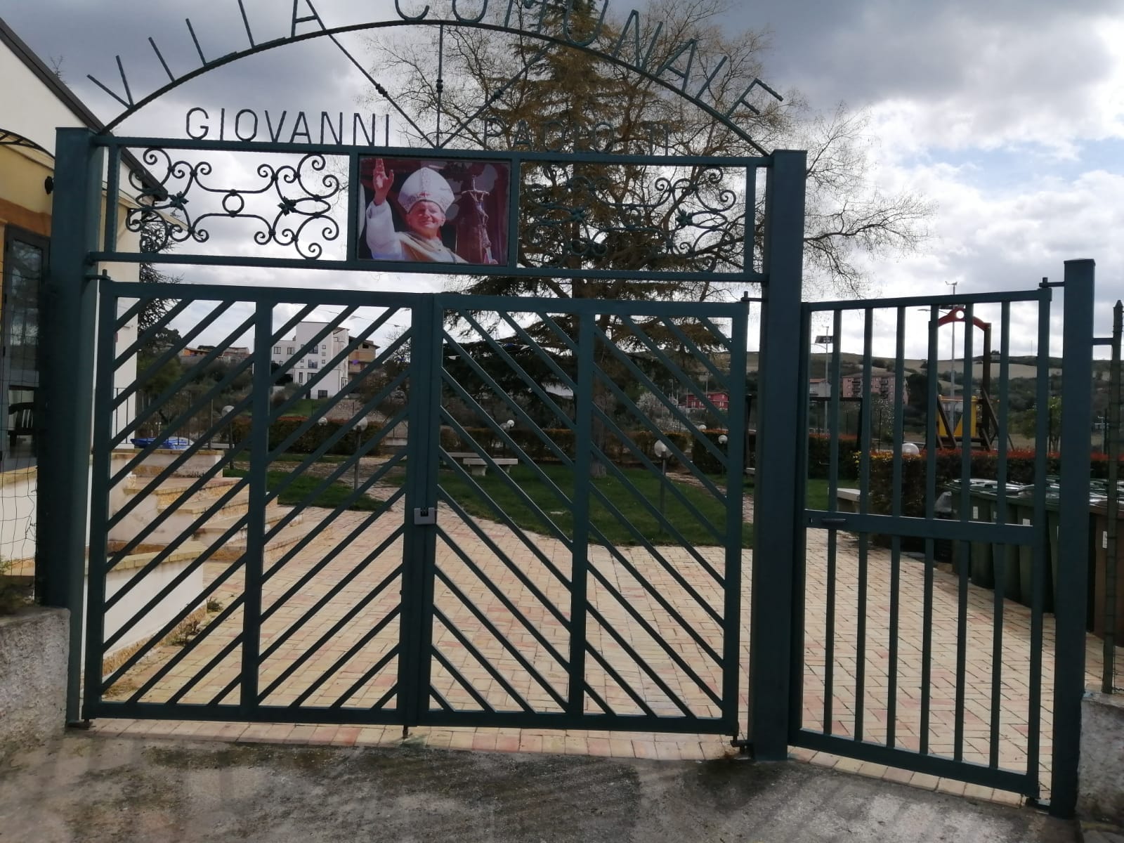 Bompensiere. Proseguono i lavori di manutenzione in via Pascoli e nelle ville comunali