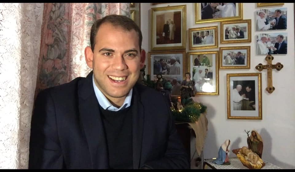 San Cataldo. E’ uscito il nuovo libro di Vincenzo Siracusa “Tutto è compiuto”, meditazioni sul Venerdì Santo