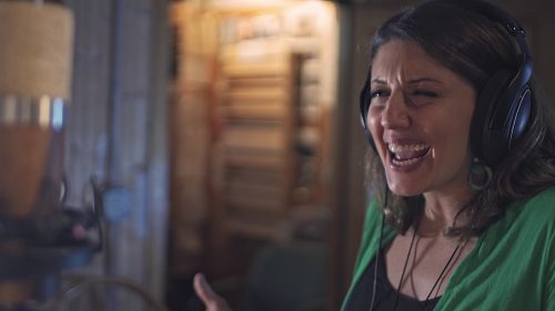 Caltanissetta nella tripletta sicula della cantante Sissy Castrogiovanni