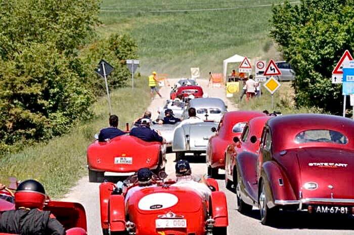 Il 3 aprile San Cataldo ospita l’evento automobilistico d rievocazione storica “Giro di Sicilia del 1948”; prodotti di eccellenza locale omaggiati agli equipaggi