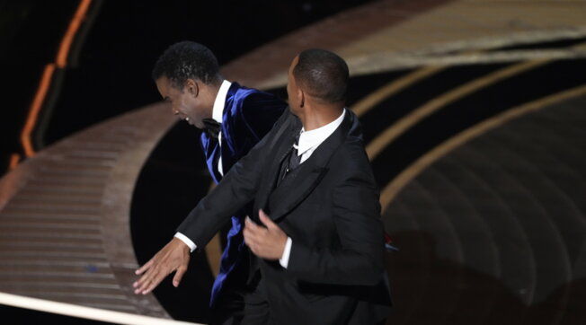Schiaffo a Chris Rock, Will Smith bandito dalla cerimonia degli Oscar per 10 anni