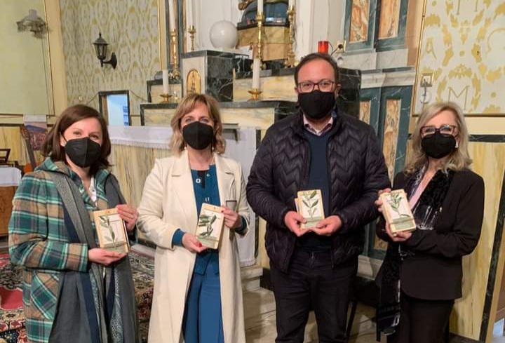 Caltanissetta, una speranza per Pasqua. Detenuti realizzano quadretti in legno insieme alla Caritas