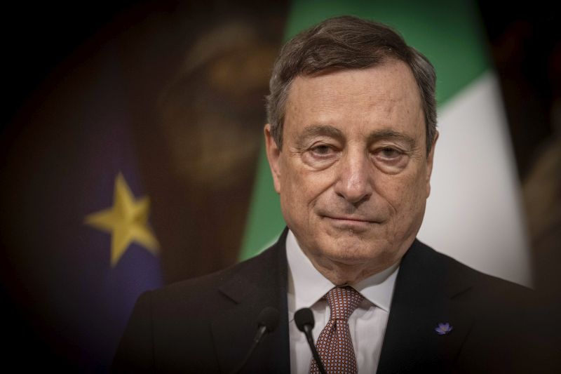 Il premier Draghi positivo al covid e asintomatico