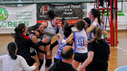 Pallavolo Under 18. La Traina si conferma campione territoriale Akranis