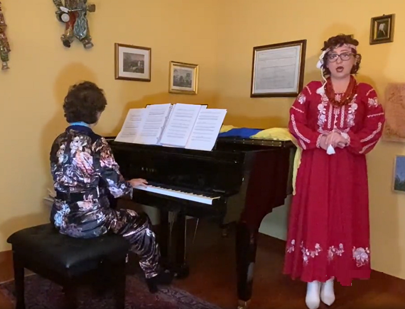 Da Cefalù donna ucraina dedica “Va’ Pensiero” al figlio in guerra in Ucraina