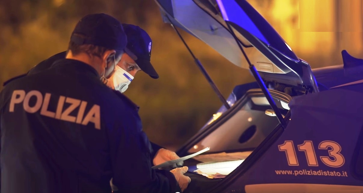 Caltanissetta, rifiuta il drug test durante un controllo. Polizia denuncia 27enne