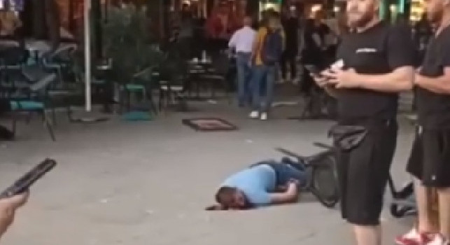 Finale Conference League, scontri  a Tirana: 60 tifosi fermati da polizia, 48 romanisti. Dodici  gli agenti feriti