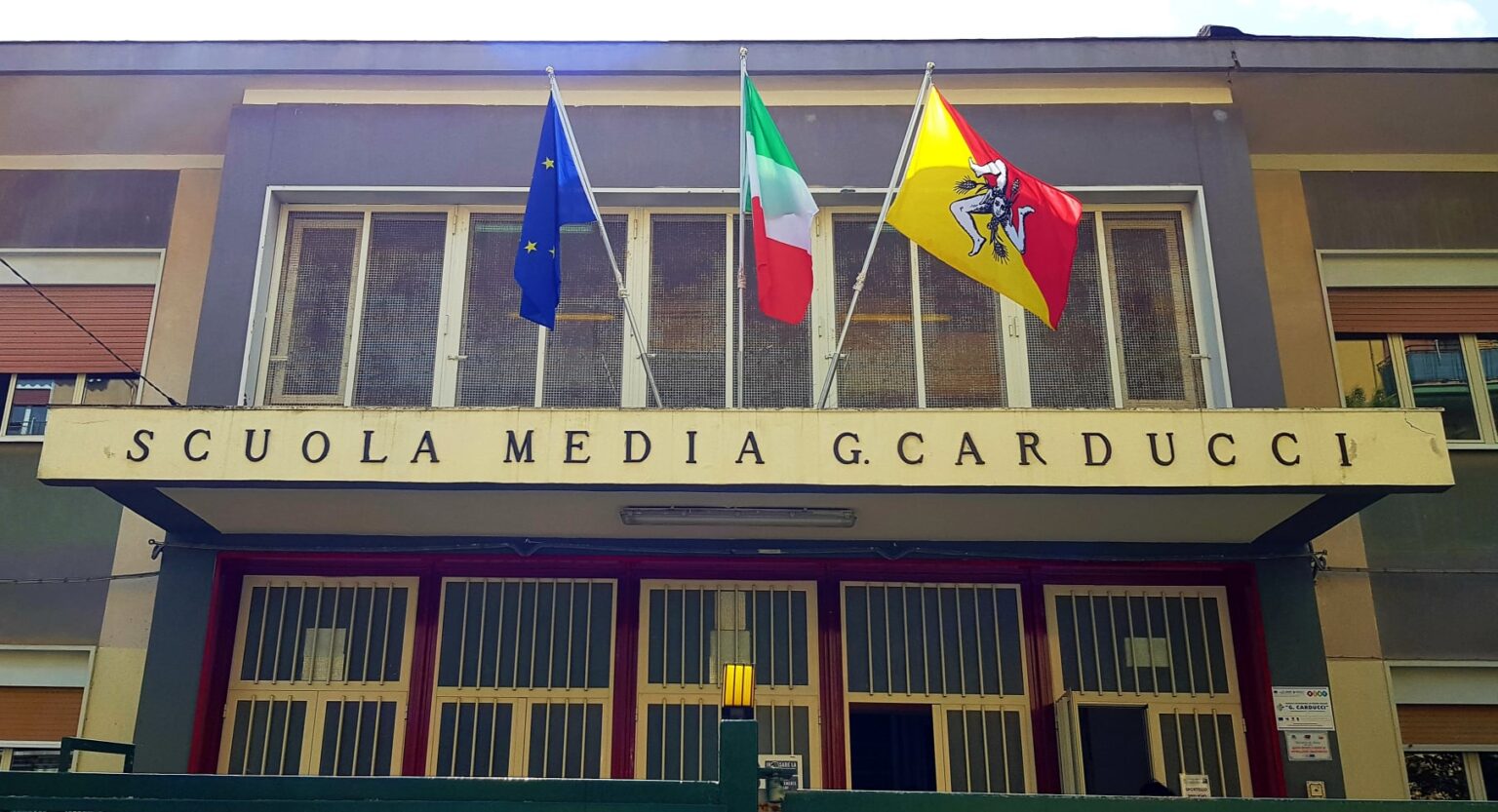 Studenti della “Carducci” di San Cataldo primi assoluti nel Concorso nazionale “Una città non basta, ChiaraLubich cittadina del mondo”