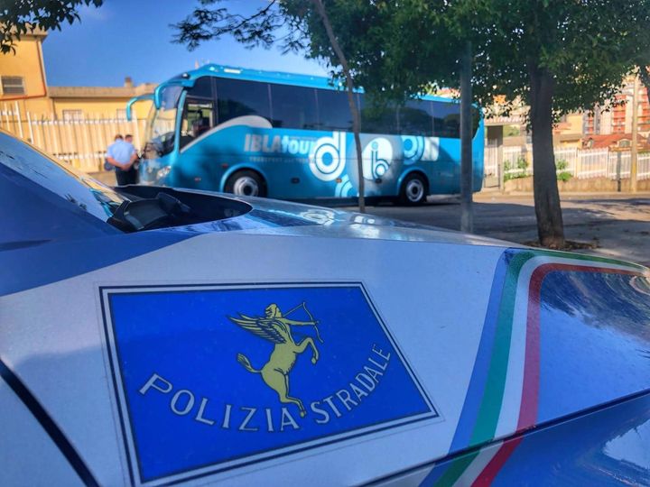 Polizia, Caltanissetta e provincia: al via controlli per “Gite scolastiche in sicurezza”