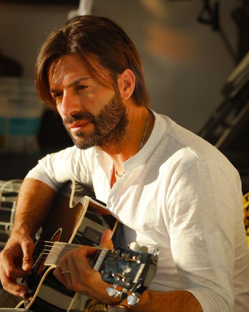 “L’essenza migliore”, nuovo singolo per il cantautore sancataldese Fabio Martorana