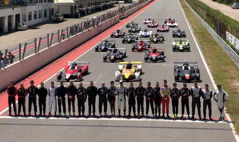 Motori accesi a Pergusa. Oggi le libere e tanti siciliani protagonisti