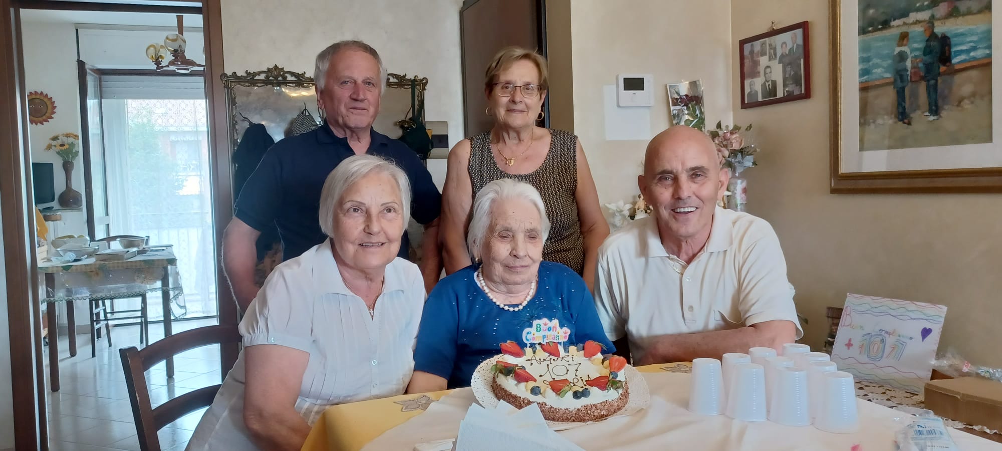 Nonnina mussomelese Maria Caruso in trasferta a Torino festeggia i suoi 107 anni con l’inno di Mameli