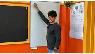 Italia, a 23 anni si laurea in fisica e dopo 4 giorni assunto come professore al liceo