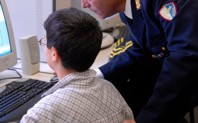 Polizia di Stato e Save The Children insieme per il contrasto alla Pedopornografia. Nel 2021 50% di casi in più. Fascia più a rischio quella tra 10 e 13 anni