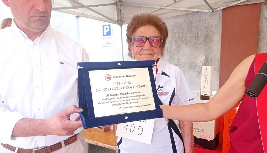 Italia. Vicenza, a 100 anni le rinnovano la patente fino al 2024: “Il mio segreto è camminare”