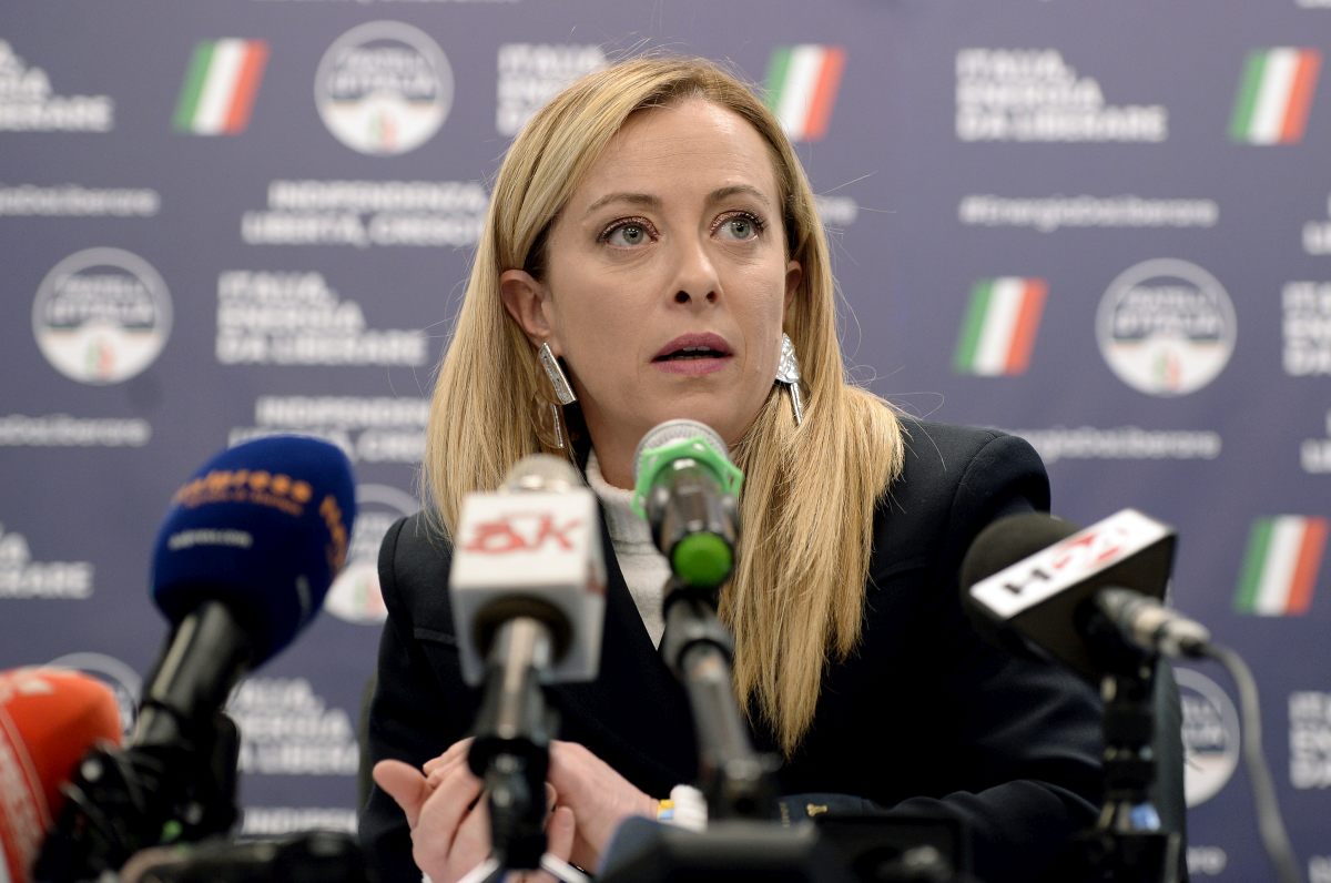 Ucraina, Meloni “Governo privo di visione, posizione Italia non chiara”