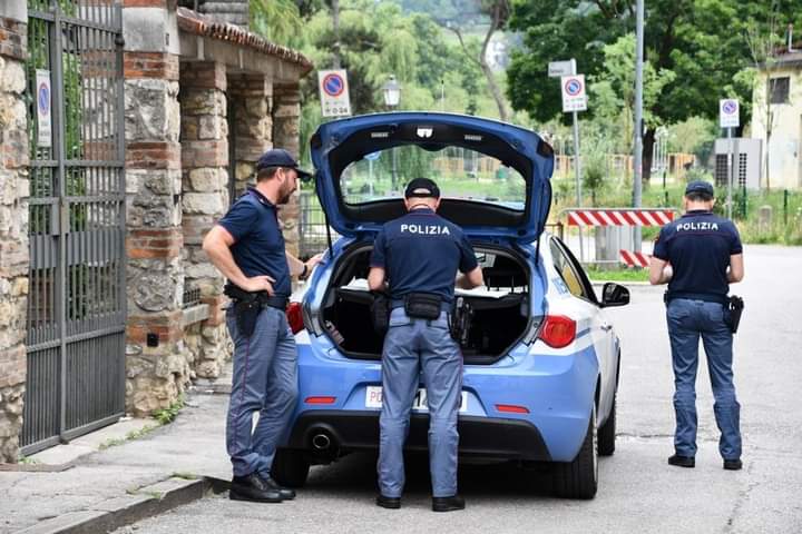 Vacanze estive e week-end fuori porta: i consigli della polizia per “evitare” spiacevoli visite negli appartamenti