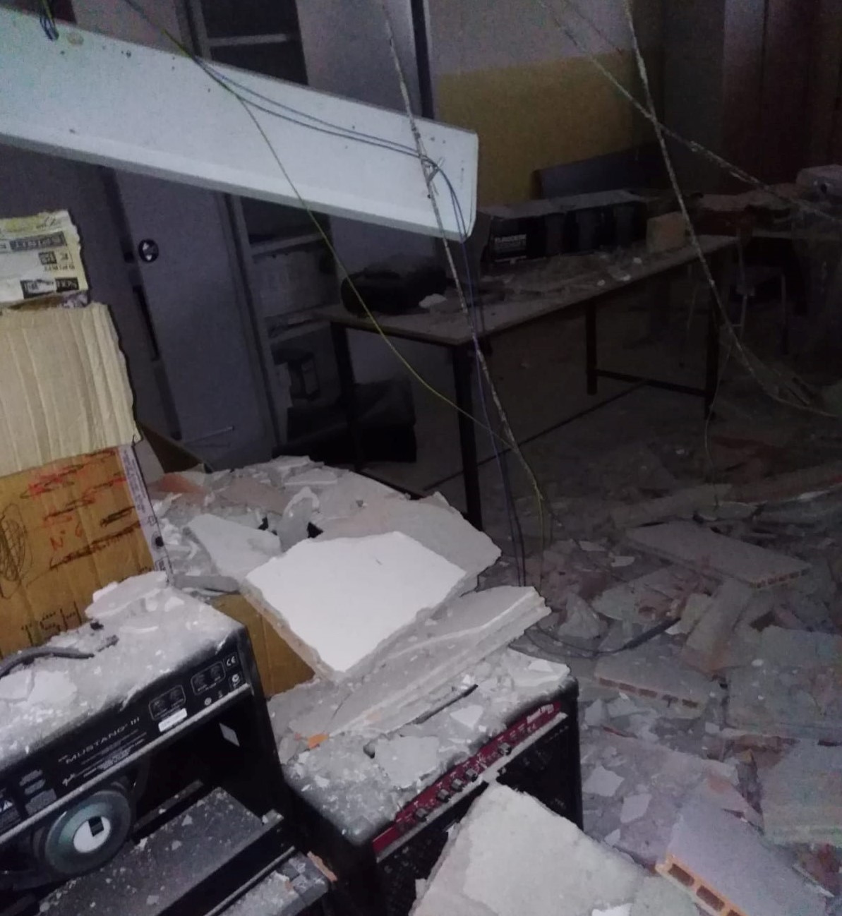 Campofranco. Crollo di una porzione del soffitto di un’aula alla “Pirandello. Cisl: “Urgente predisporre messa in sicurezza dell’ambiente scolastico prima dell’avvio del nuovo anno scolastico”