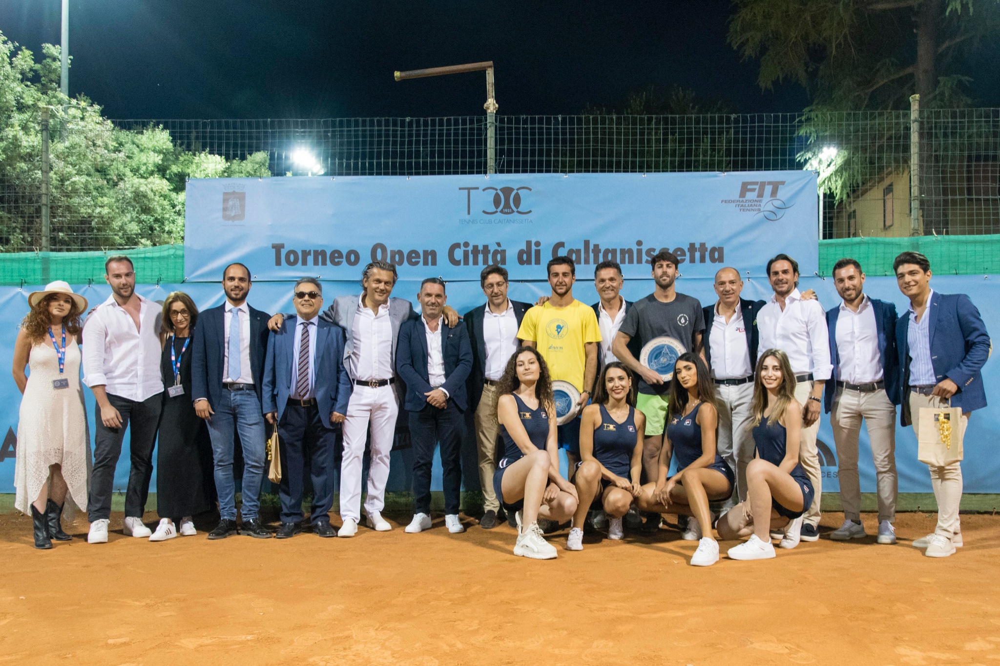 Tennis, 1° Torneo Open Città di Caltanissetta – Trofeo DLF: nel maschile vince Giuseppe La Vela, nel femminile Miriana Tona