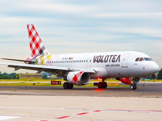 Dal 2 luglio voli da Palermo a Lourdes con Volotea. Dal 10 giugno i voli per Atene