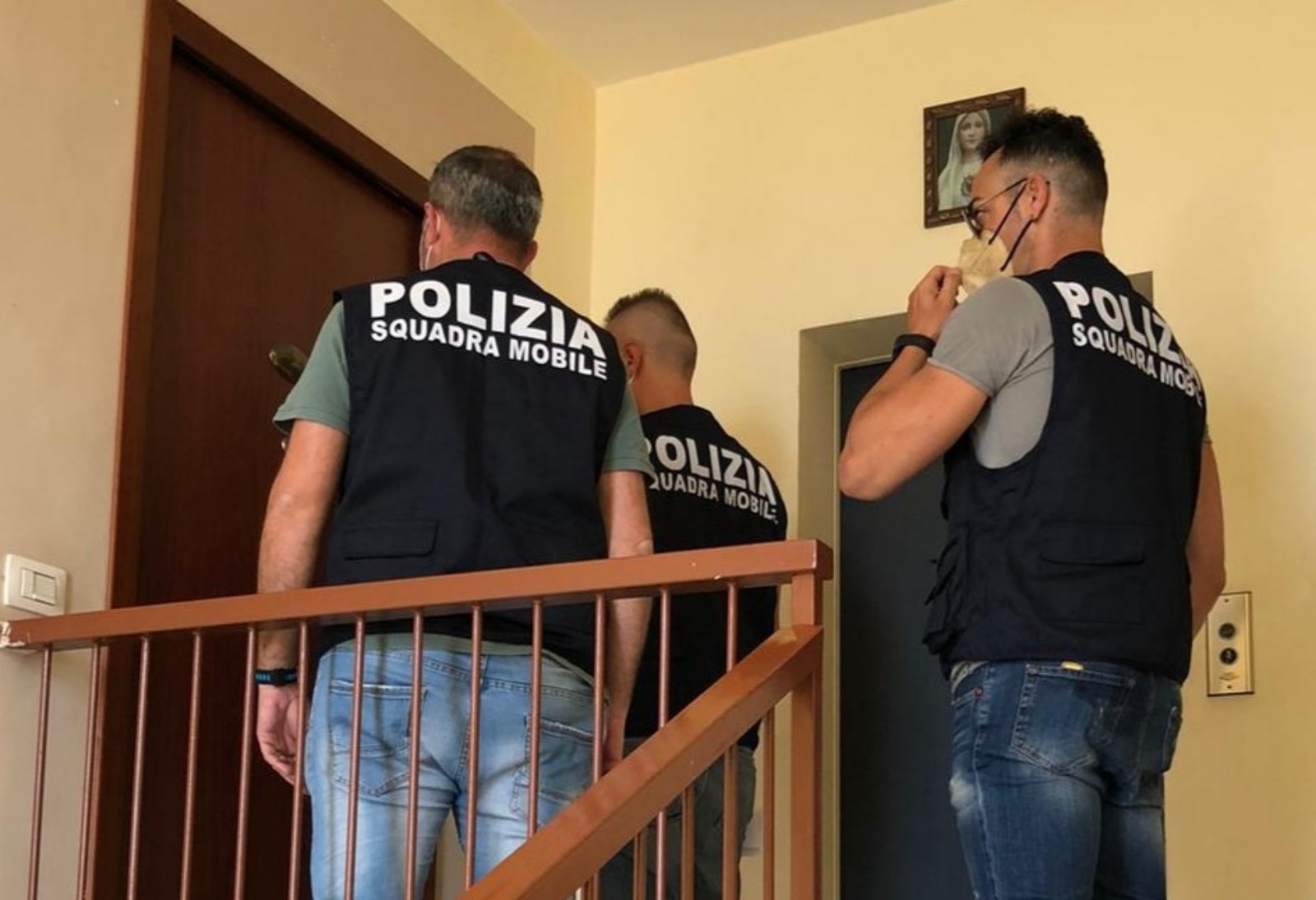 Traffico di cocaina tra Caltanissetta e San Cataldo, la Polizia esegue due arresti