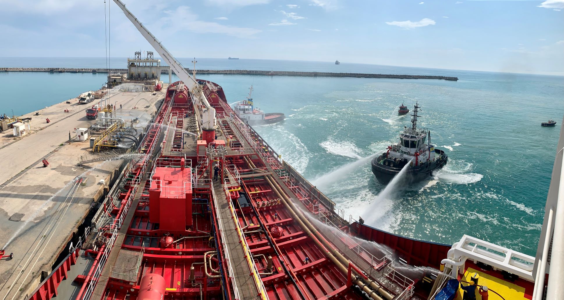 Gela, Guardia Costiera: esercitazione antincendio per il Porto Isola
