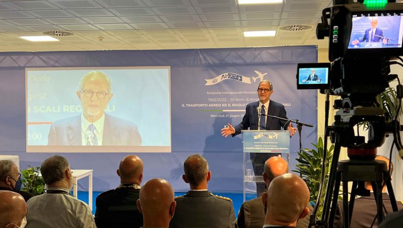 Aeroporti, Musumeci a Trapani Birgi: «Con il mio governo lo scalo è tornato a vivere»