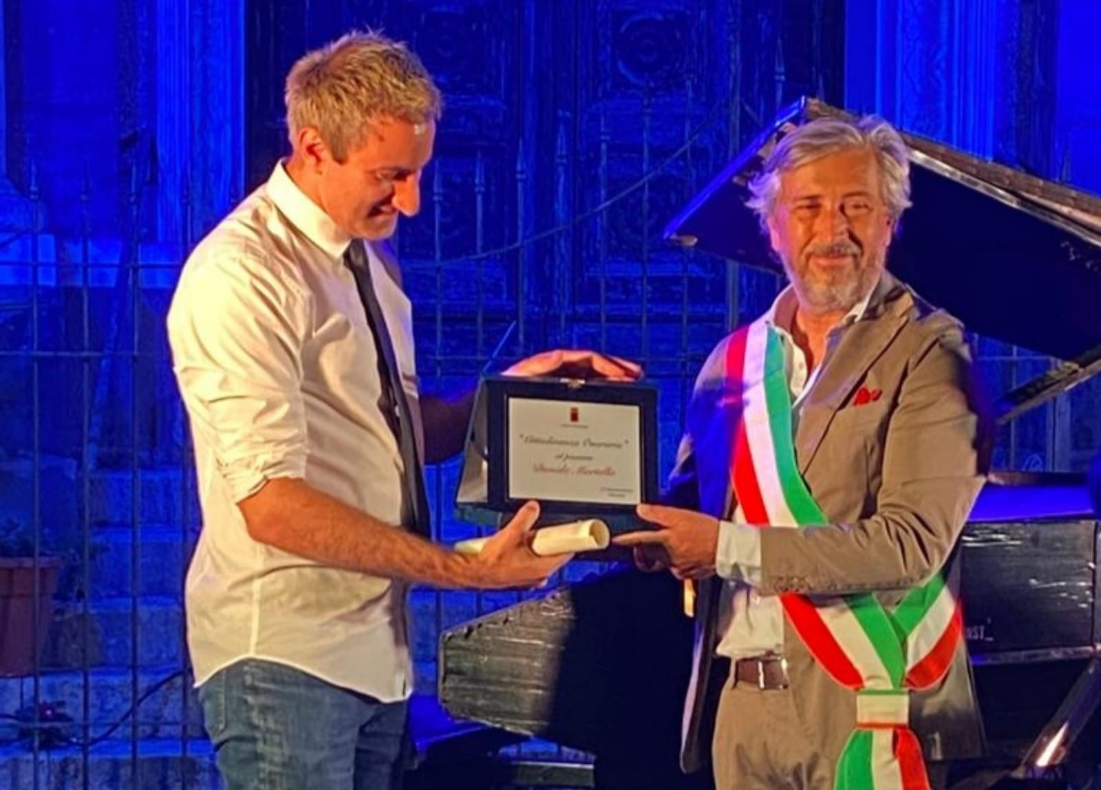 Caltanissetta. Cittadinanza onoraria a Davie Martello. Il sindaco Gambino: “Lui porta la pace attraverso la musica”