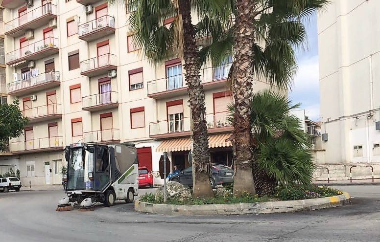 Sommatino. Da domani torna in azione per le strade la macchina spazzatrice