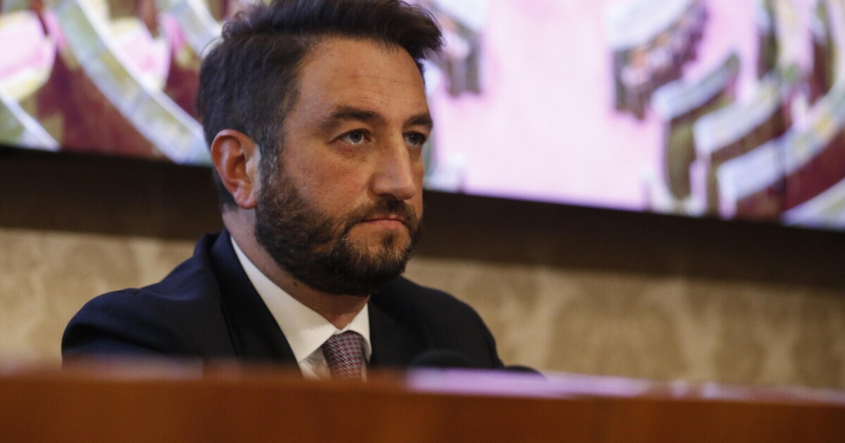 Nove esponenti governo M5S a rischio ritiro dall’esecutivo, ci sono i siciliani Cancelleri e Floridia