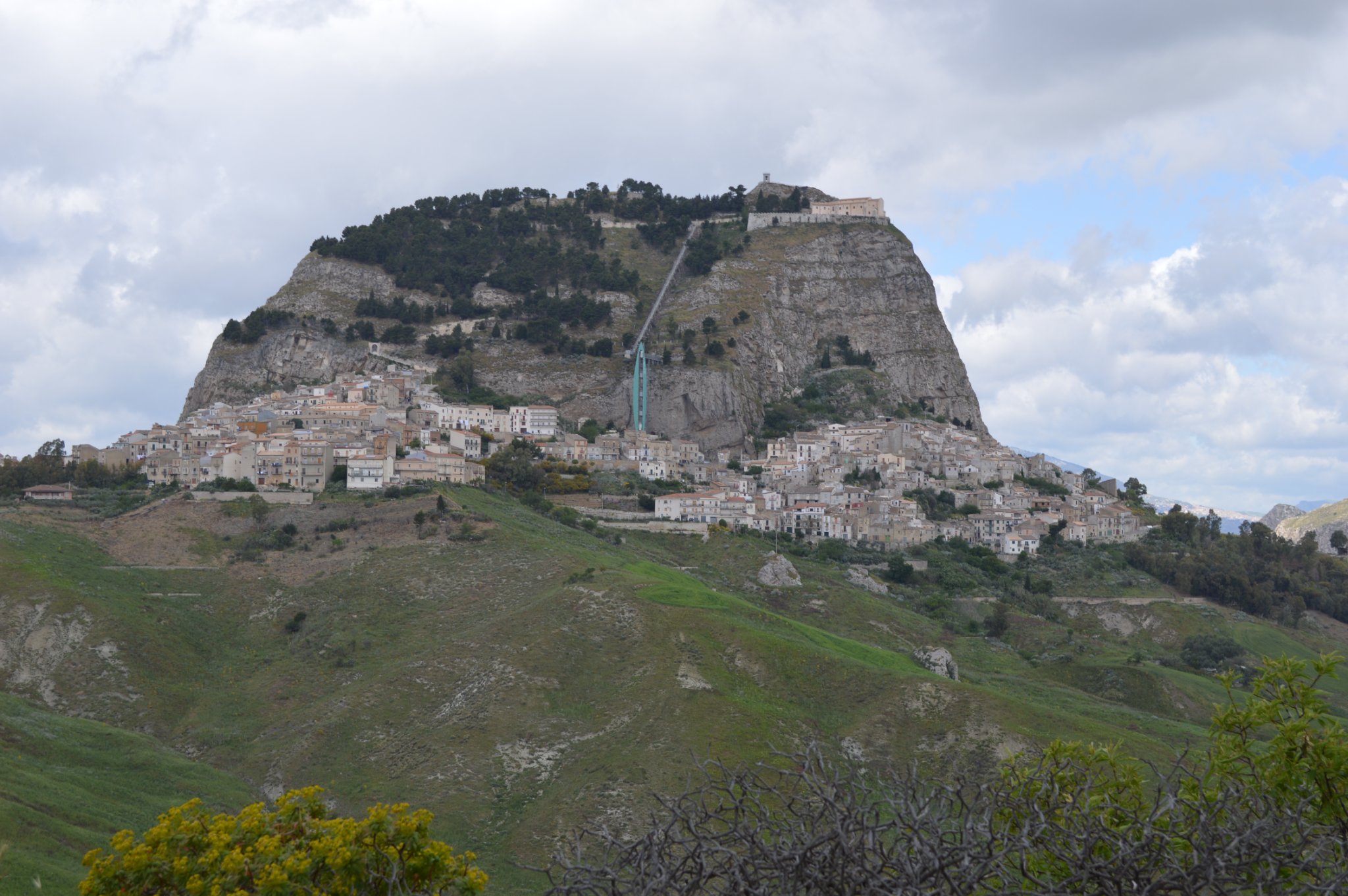 Sutera, nel bilancio 2022 Regione Siciliana 76.000 euro per riqualificare area accesso Monte San Paolino